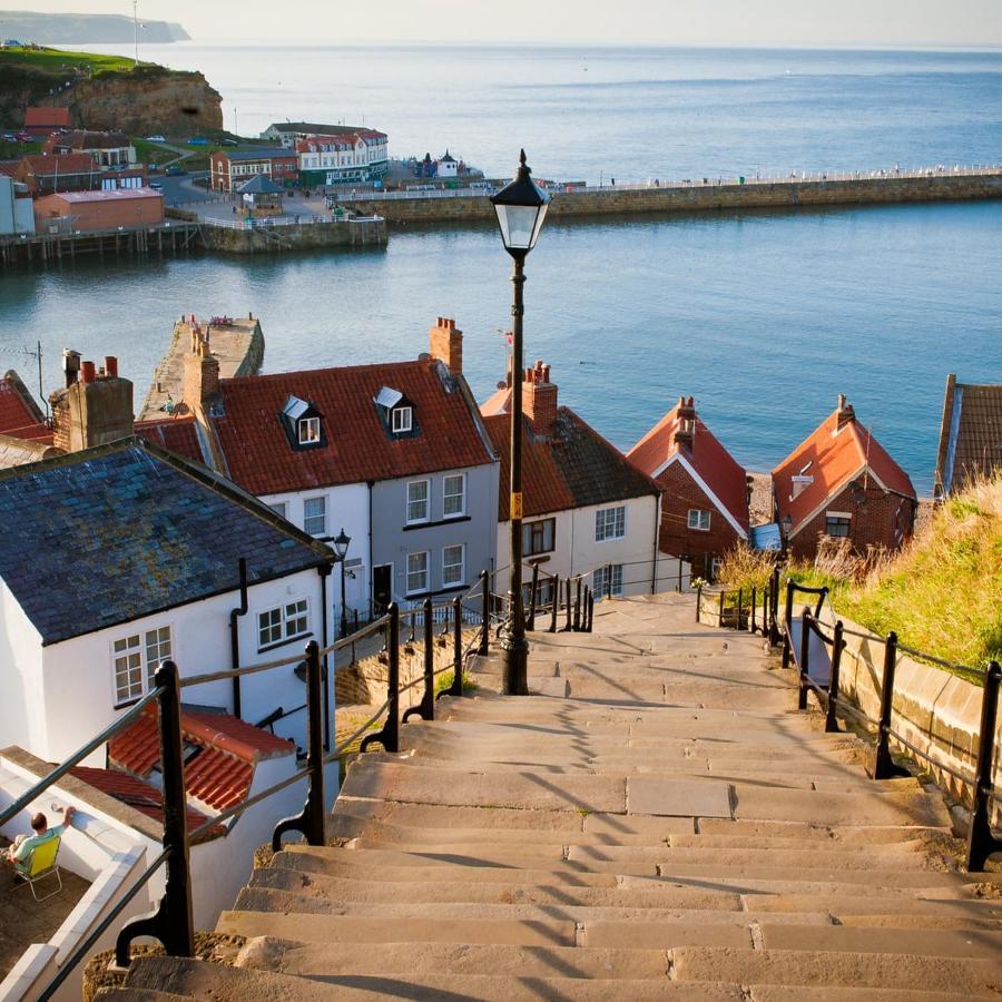 Demeter Cottage Whitby Exterior photo