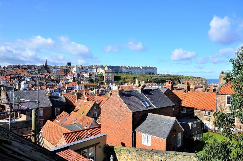 Demeter Cottage Whitby Exterior photo